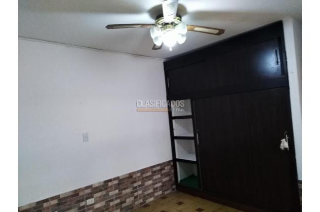 Casas, Venta, Champagñat - $730.000.000