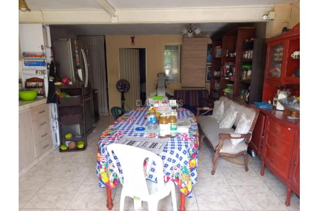 Casas, Venta en Floralia