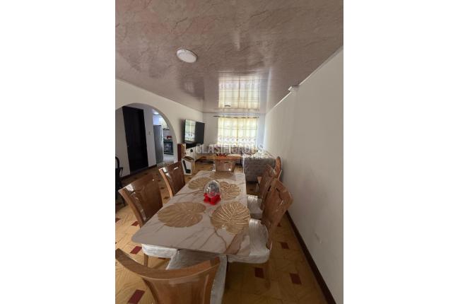 Casas, Venta, Champagñat - $730.000.000