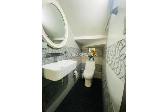Casas, Venta, Paseo de los Almendros - $600.000.000