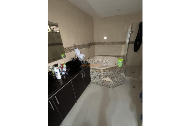 Casas, Venta, Altos de Guadalupe - $890.000.000