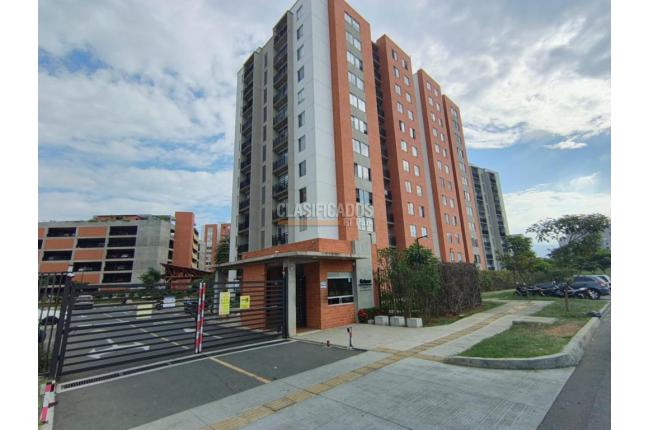 Apartamentos, Alquiler en Ciudad Melendez