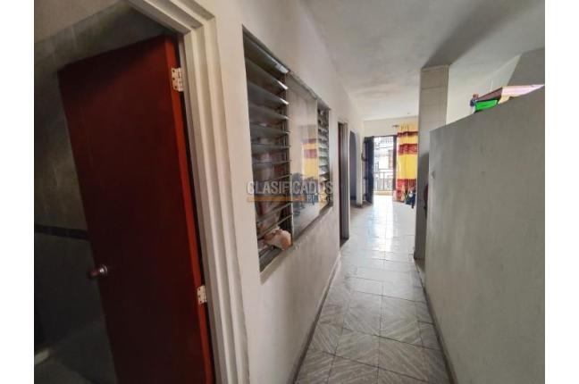 Casas, Venta, Floralia - $300.000.000