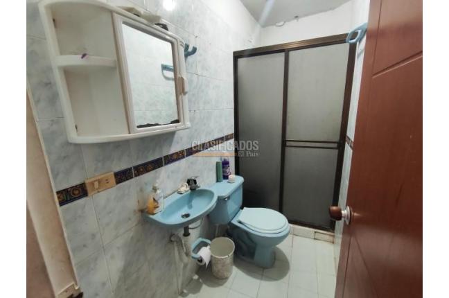 Casas, Venta, Floralia - $300.000.000