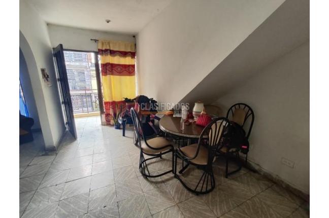 Casas, Venta, Floralia - $300.000.000
