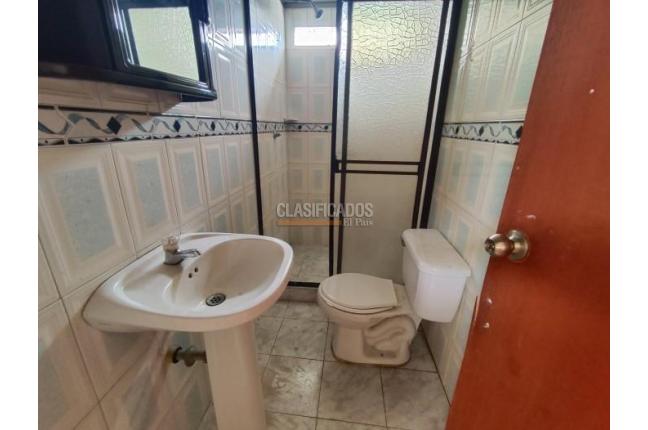 Casas, Venta, Floralia - $300.000.000