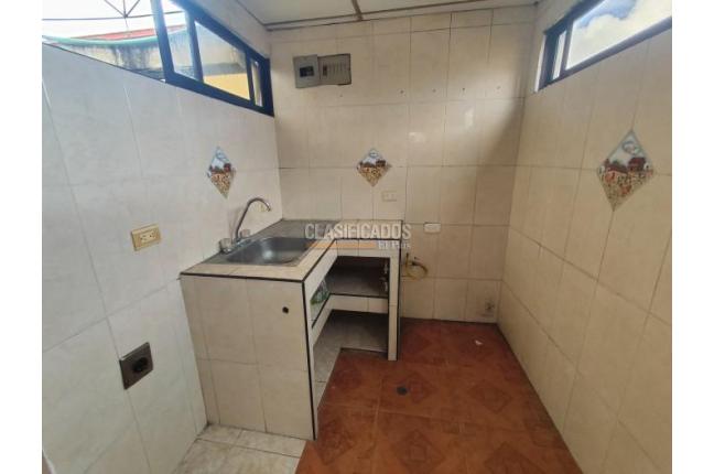 Casas, Venta, Floralia - $300.000.000