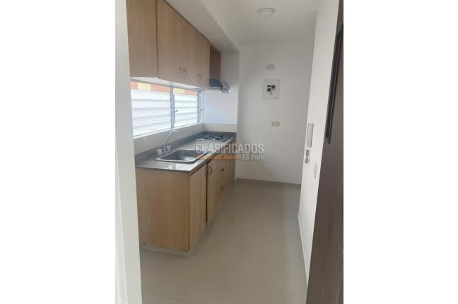 Apartamentos, Alquiler en Parques de los Abedules