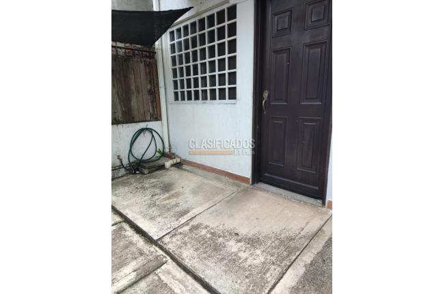 Apartaestudios, Alquiler, El Refugio - $580.000