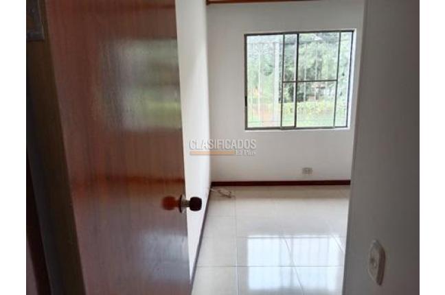 Casas, Alquiler, Brisas del Limonar - $2.500.000