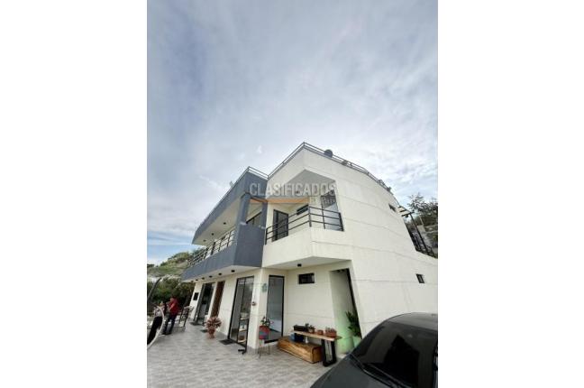 Casas, Venta, Yumbo - $3.300.000.000