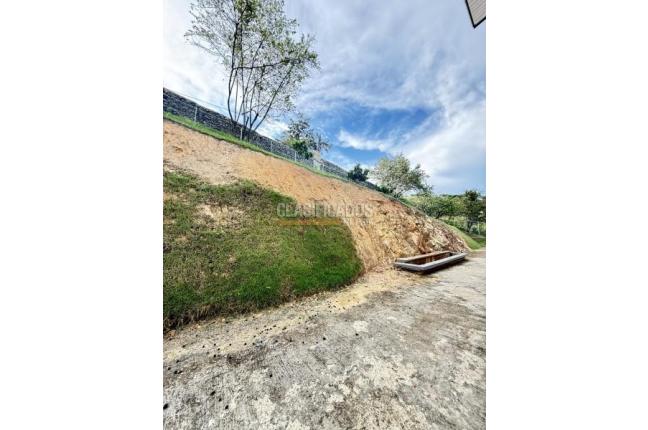 Casas, Venta, Yumbo - $3.300.000.000