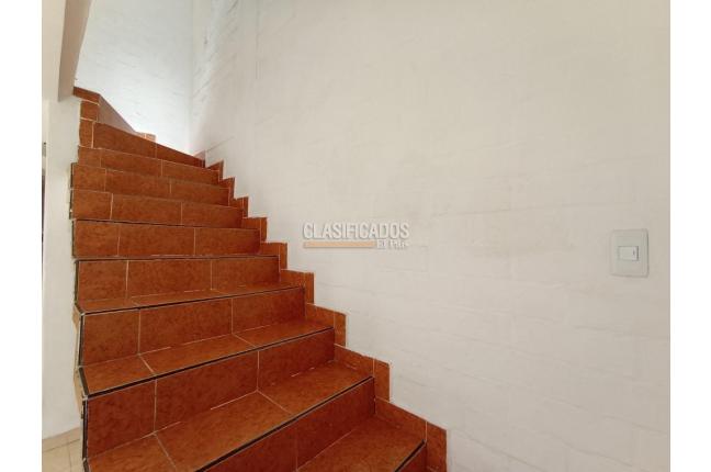 Casas, Alquiler, Villa del Prado - $1.100.000