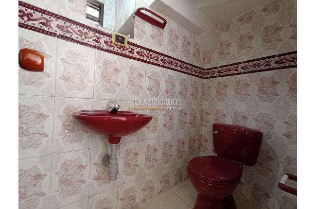 Casas, Alquiler, Villa del Prado - $1.100.000