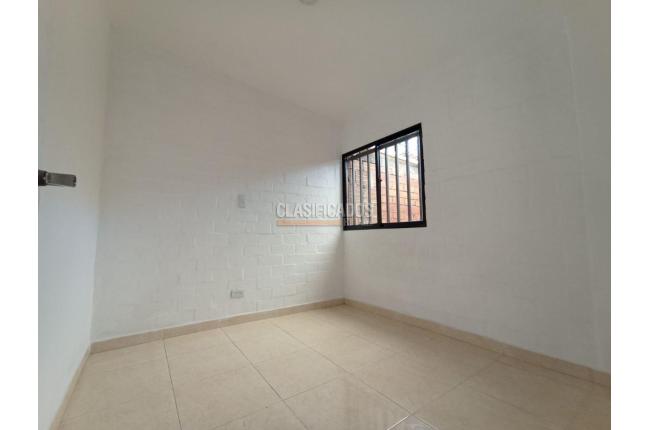 Casas, Alquiler, Villa del Prado - $1.100.000