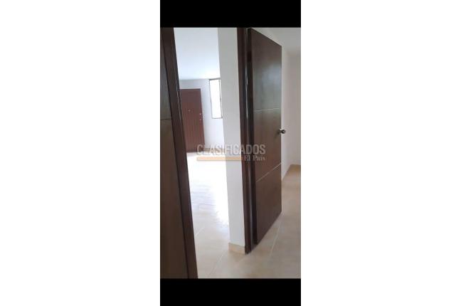 Apartamentos, Venta, Versalles - $450.000.000