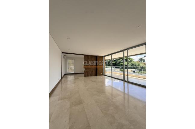 Apartamentos, Venta en Pance