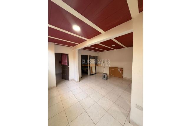 Casas, Venta, 7 de Agosto - $680.000.000