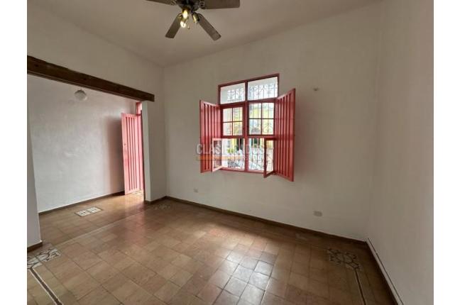 Locales y Bodegas, Alquiler, San Antonio - $3.800.000