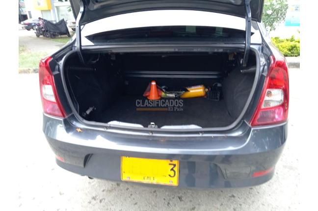 Renault Logan 2014