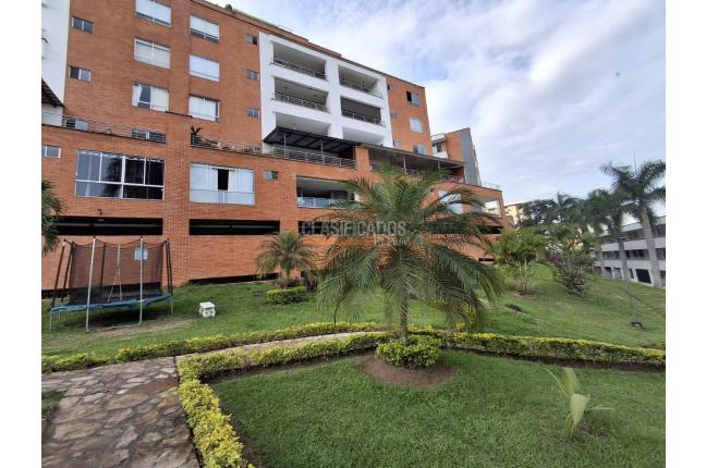 Apartamentos, Alquiler, Cristales - $3.300.000
