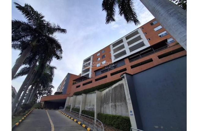 Apartamentos, Alquiler, Cristales - $3.300.000