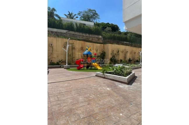 Apartamentos, Venta, Santa Mónica Norte - $2.200.000.000