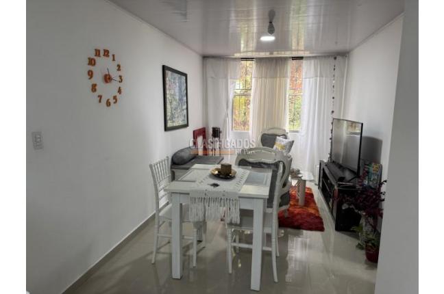 Apartamentos, Venta, Santa Elena - $98.000.000