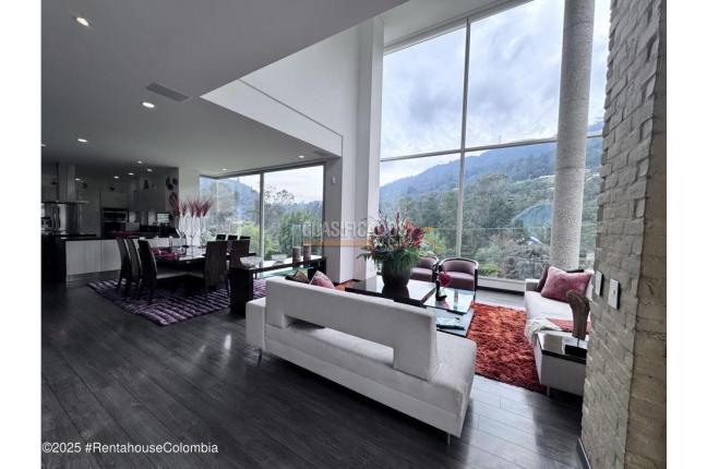 Casas, Venta en La Calera