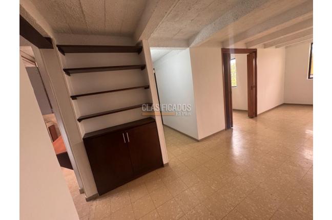 Apartamentos, Venta, Primero de Mayo - $175.000.000