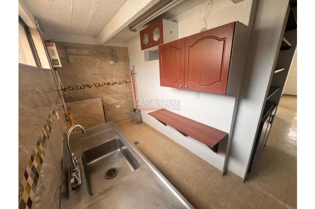Apartamentos, Venta, Primero de Mayo - $175.000.000