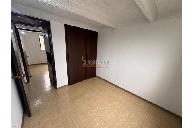 Apartamentos, Venta, Primero de Mayo - $175.000.000