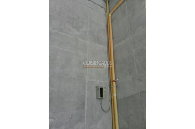Locales y Bodegas, Venta, Centro Ccial. La Estación - $680.000.000