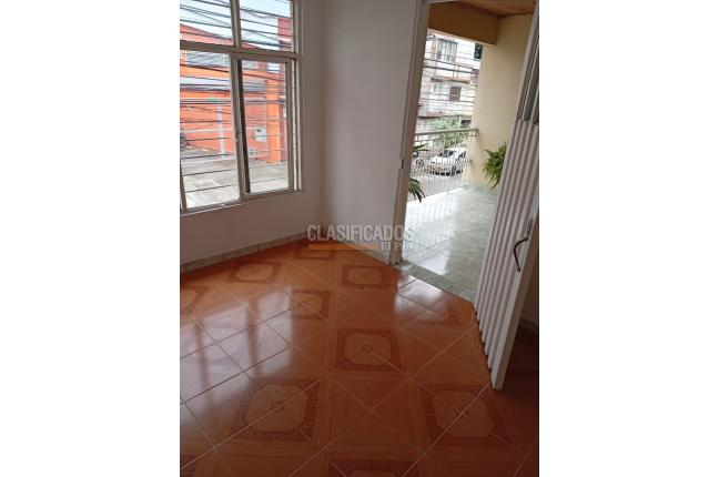 Apartaestudios, Alquiler en Bretaña