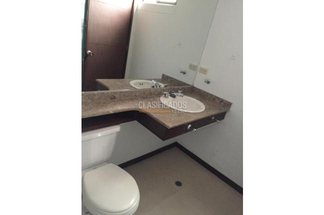 Casas, Venta en Valle del Lili