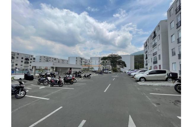 Apartamentos, Alquiler, Yumbo - $1.100.000
