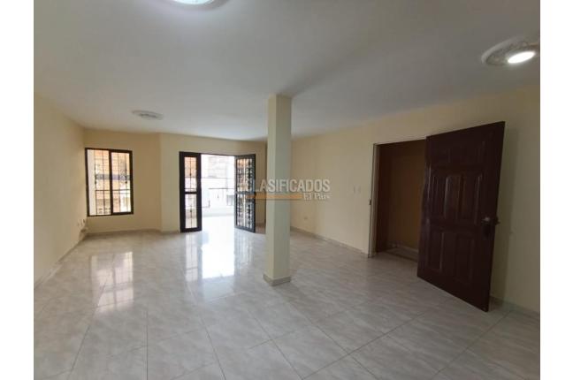 Casas, Alquiler, Santa Mónica Popular - $1.350.000