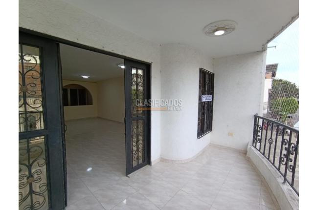 Casas, Alquiler, Santa Mónica Popular - $1.350.000