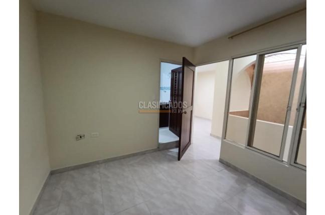 Casas, Alquiler, Santa Mónica Popular - $1.350.000