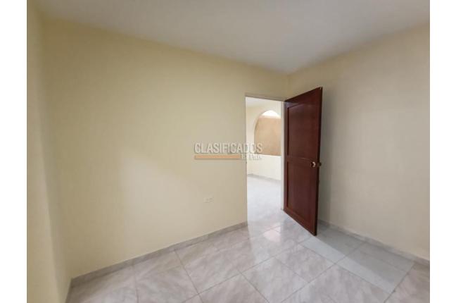 Casas, Alquiler, Santa Mónica Popular - $1.350.000