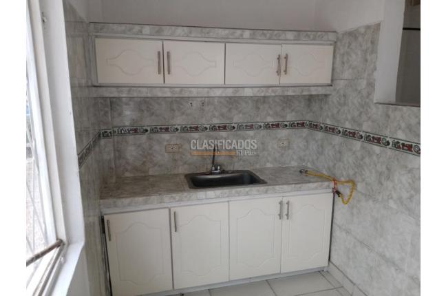 Apartaestudios, Alquiler, Alameda - $700.000
