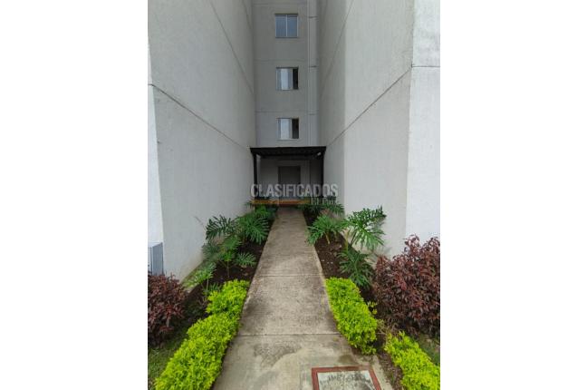 Apartamentos, Alquiler, Ciudad Pacifica - $1.400.000