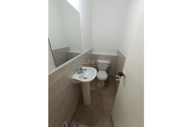 Casas, Alquiler, Champagñat - $2.000.000