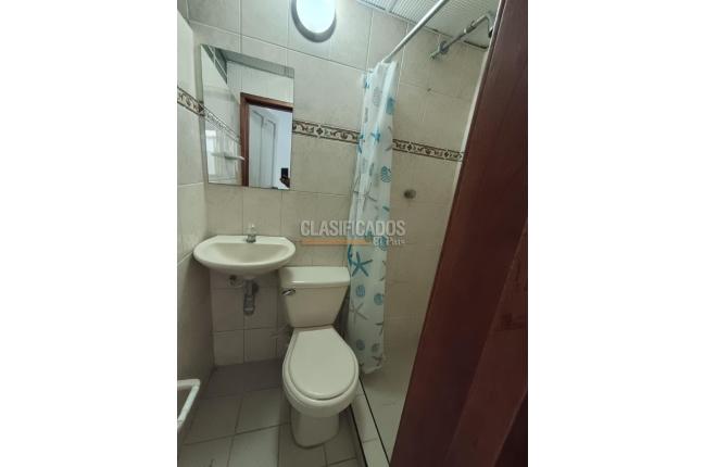 Casas, Alquiler, Champagñat - $2.000.000