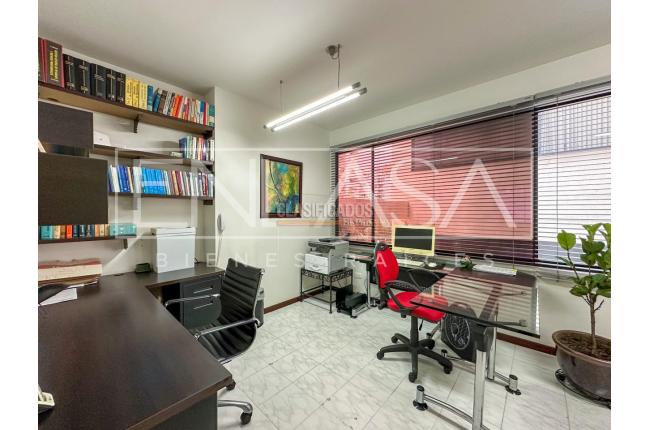 Oficinas y Consultorios, Venta, Versalles - $220.000.000