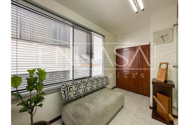 Oficinas y Consultorios, Venta en Versalles