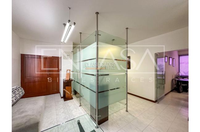 Oficinas y Consultorios, Venta en Versalles