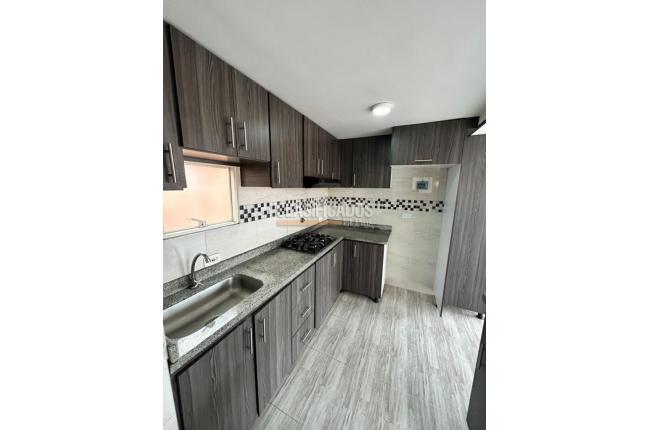 Apartamentos, Alquiler, Soacha - $850.000