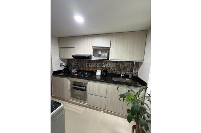 Apartamentos, Venta en Cañaverales