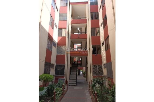 Apartamentos, Alquiler, La Base